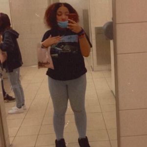 Meet your Posher, Hailey